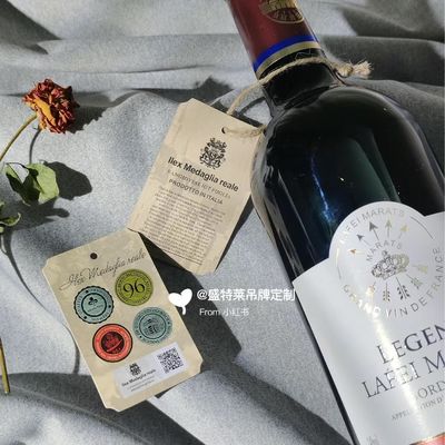 Ζεστή πώληση Ετικέτες Επισκόπησης Χαρτιού Προωθητική τιμή υψηλού επιπέδου Λαϊκές Ετικέτες Επισκόπησης Χαρτιού για ένδυση
