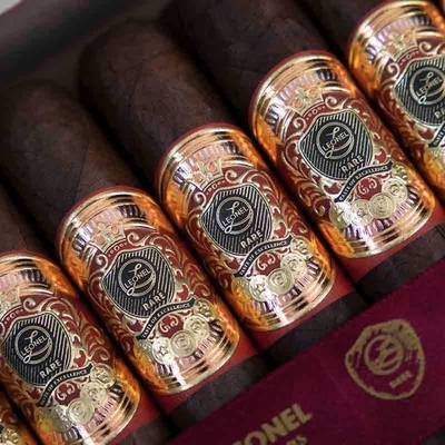 Αγορά Custom Logo Adhesive Sticker UV Printing Gold Foil with Classic OEM Custom Sticker Waterproof  Vinyl Printed Cigar Label online manufacture